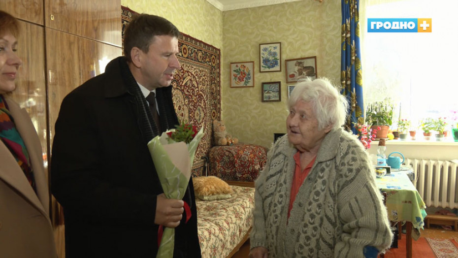 Столетний юбилей отмечает жительница Гродно Зинаида Николаевна Гурьянова