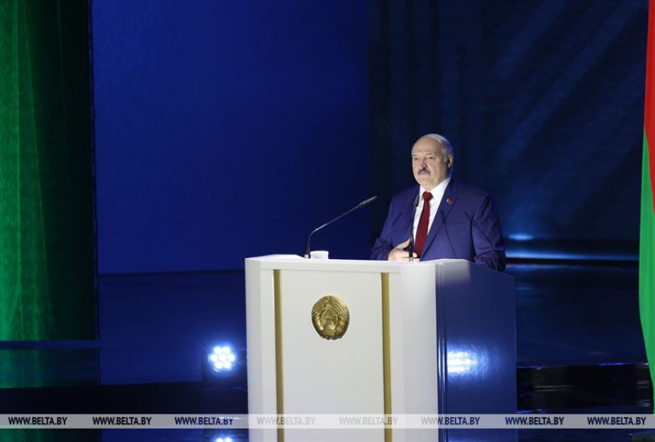 Лукашенко: в случае принятия обновленной Конституции одним из первых будет законопроект о гражданском обществе