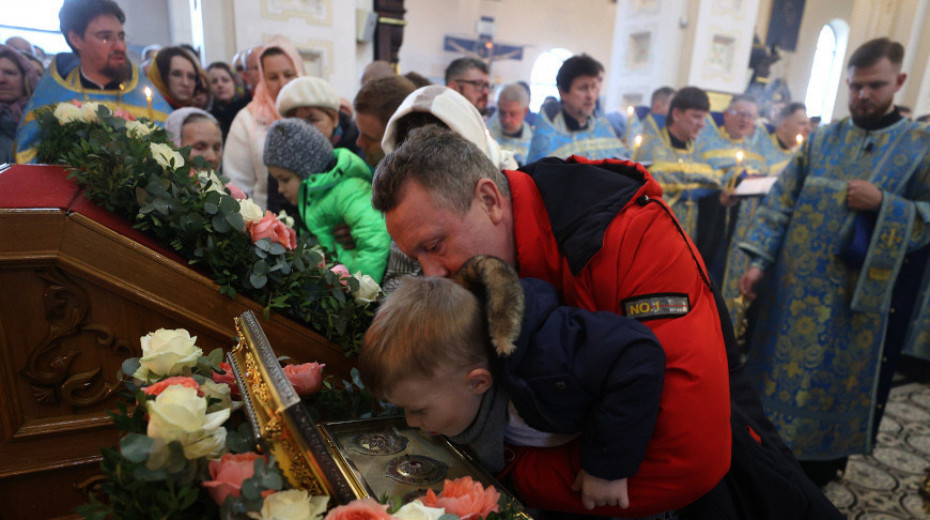 Срок пребывания ковчега с частицей Пояса Пресвятой Богородицы в Беларуси продлен до 3 апреля
